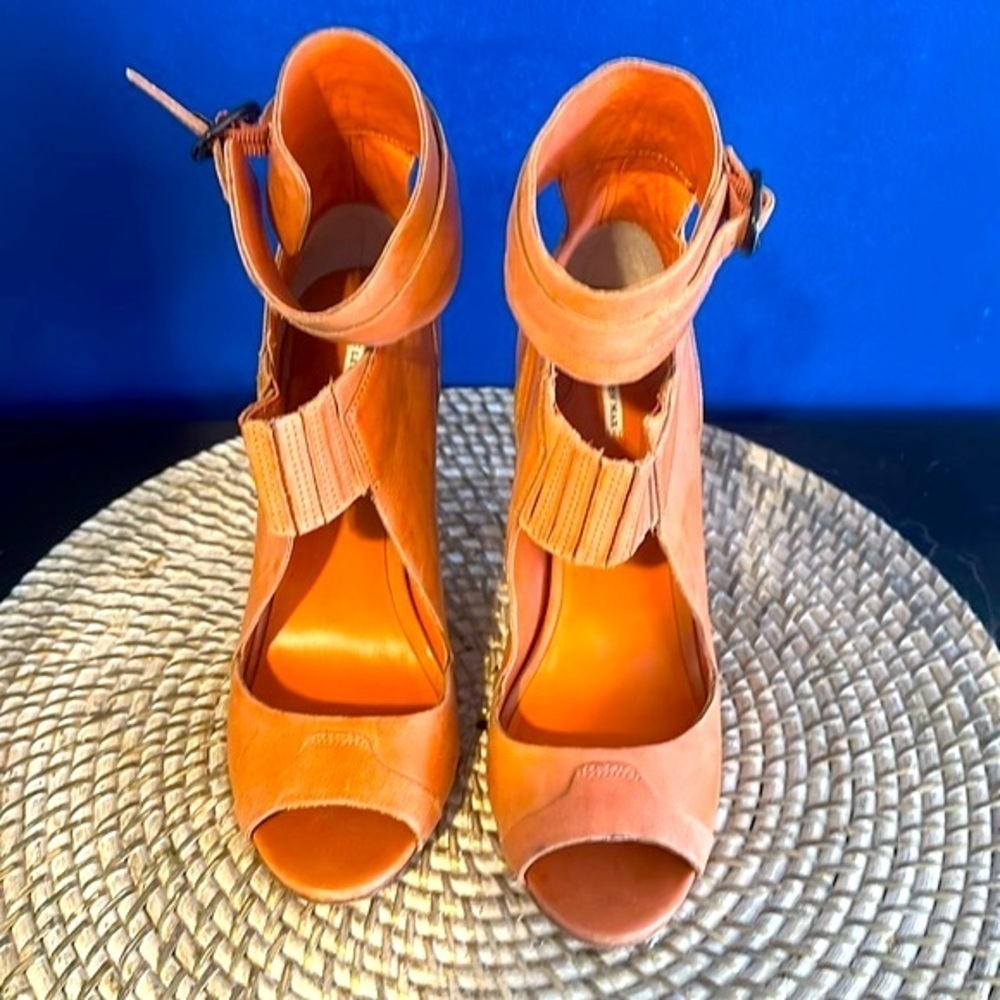Women’s Leon Max Leather Peep Toe Buckle High Heel Shoes Size 7